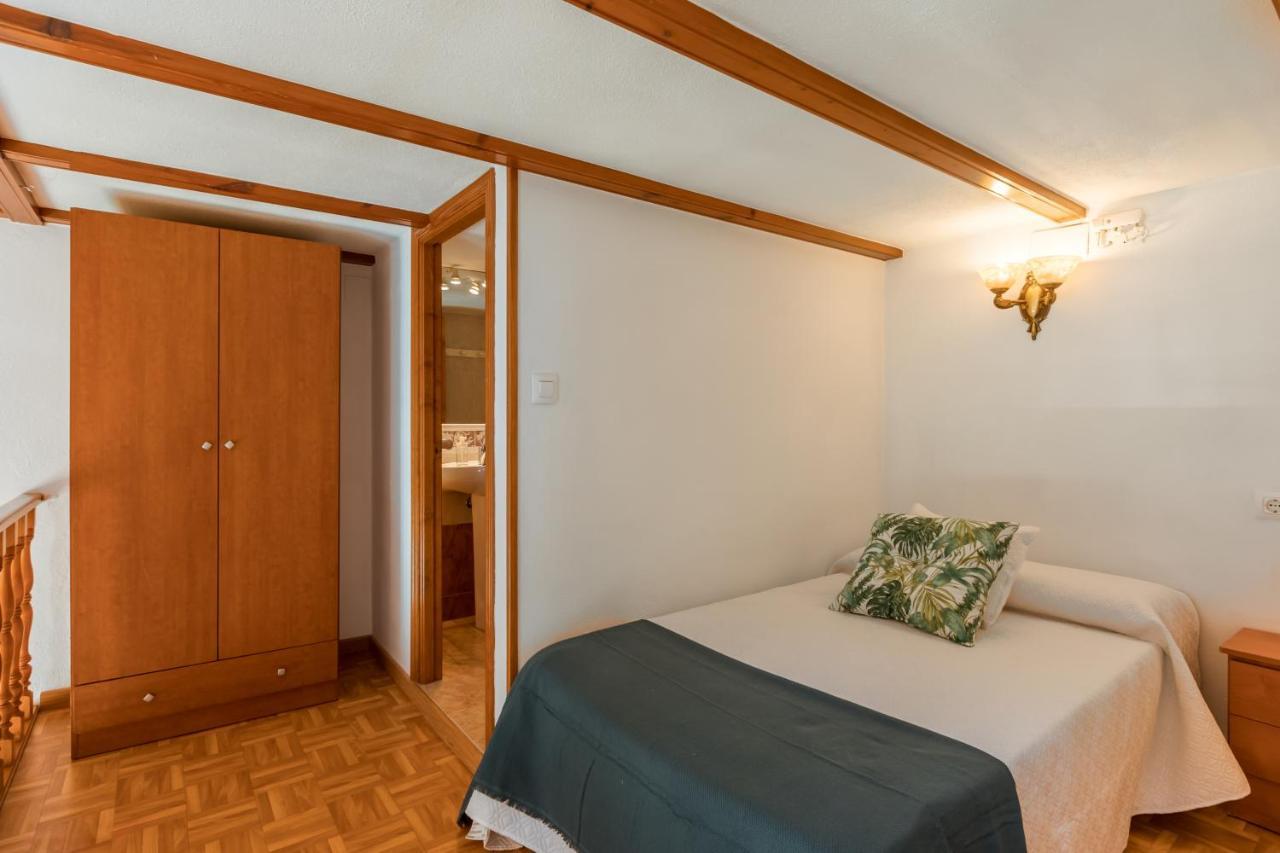 Duplex Jesus Gran Poder 4. Plaza De La Gavidia Sevilla Eksteriør bilde