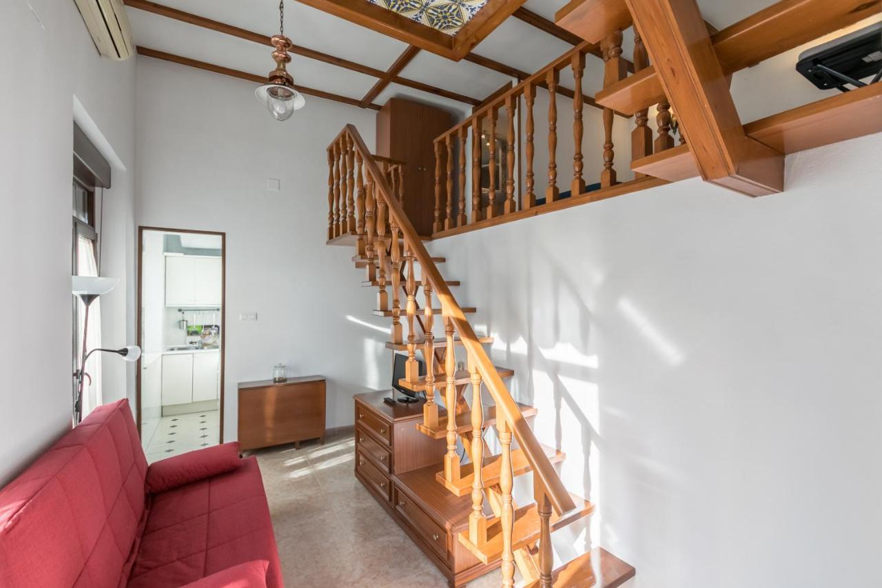 Duplex Jesus Gran Poder 4. Plaza De La Gavidia Sevilla Eksteriør bilde