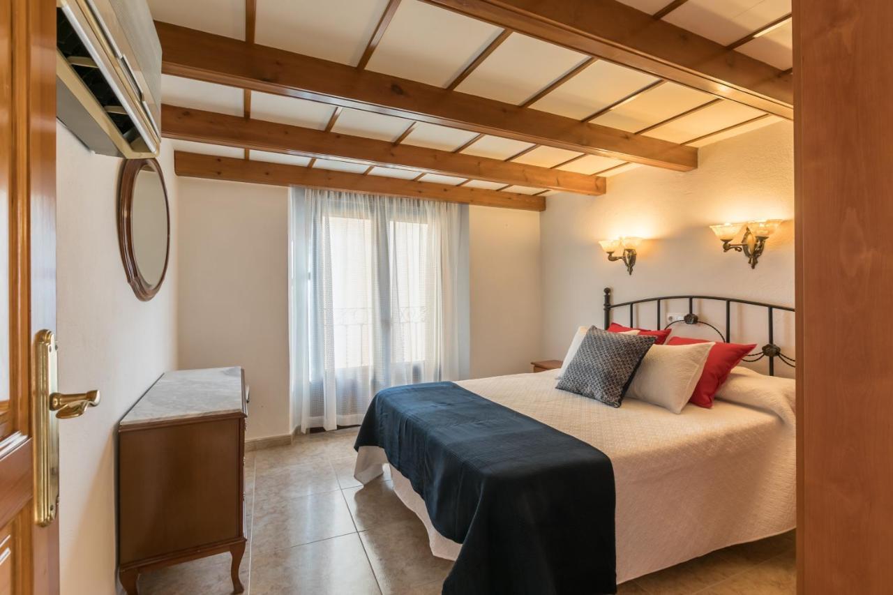 Duplex Jesus Gran Poder 4. Plaza De La Gavidia Sevilla Eksteriør bilde